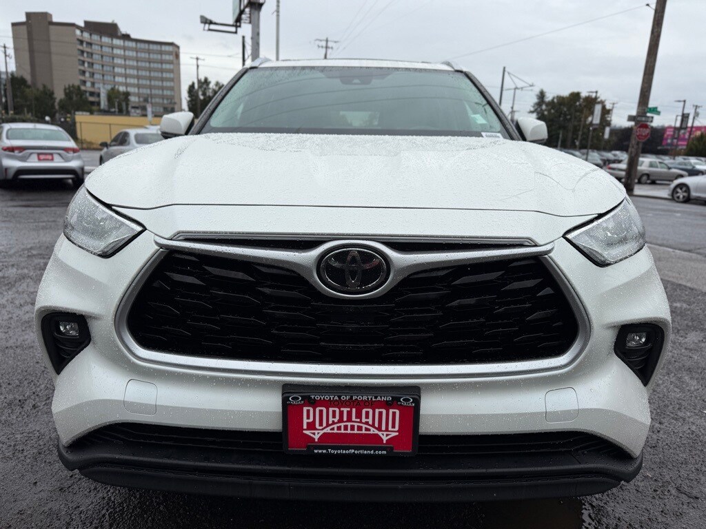 2020 Toyota Highlander XLE photo 4