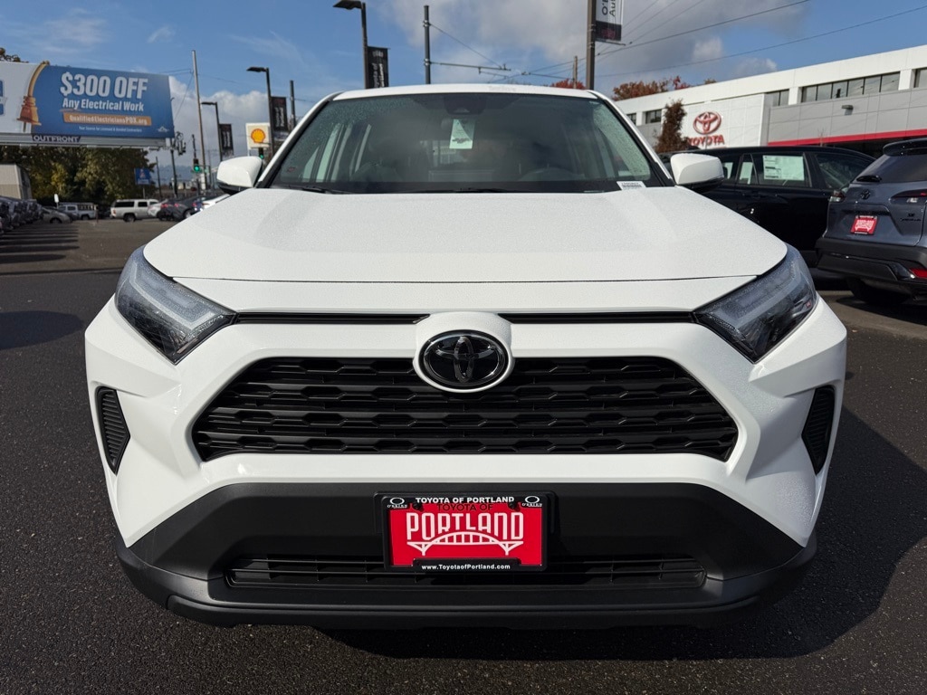 New 2025 Toyota RAV4 LE LE AWD SUV