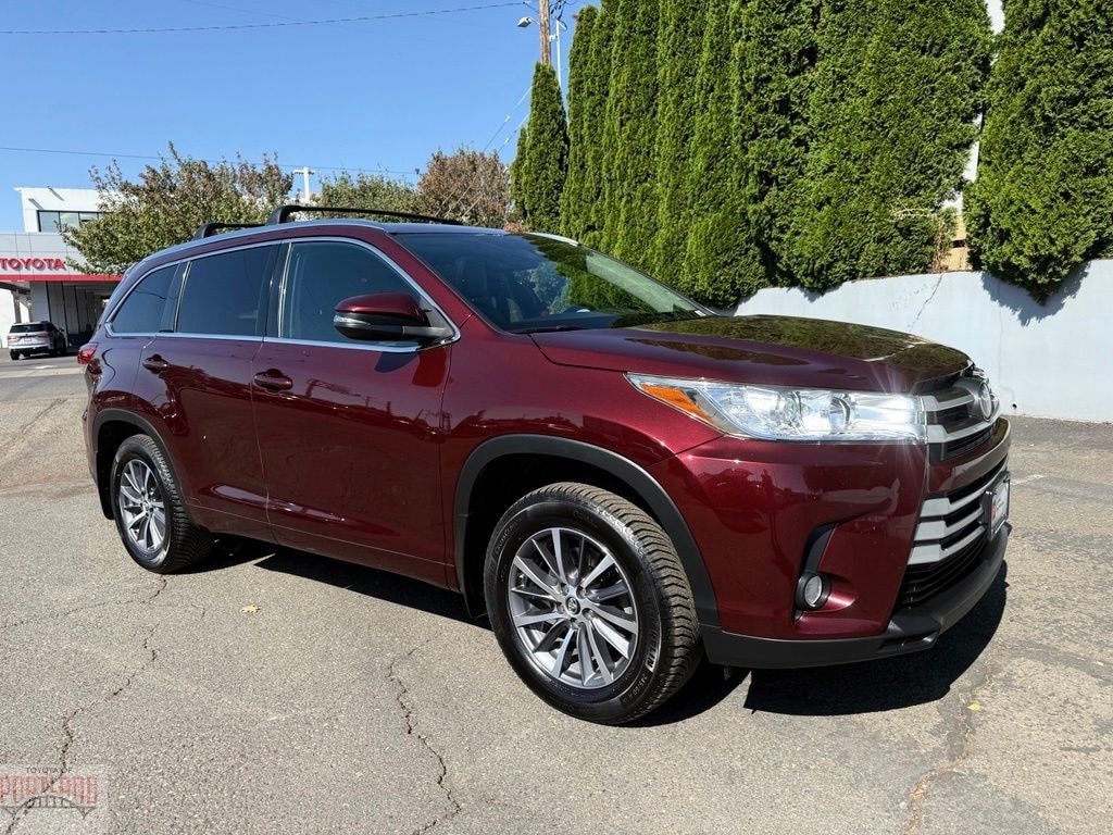 Certified 2017 Toyota Highlander XLE SUV