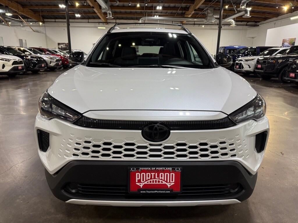 2026 Toyota Corolla Hybrid SE photo 2