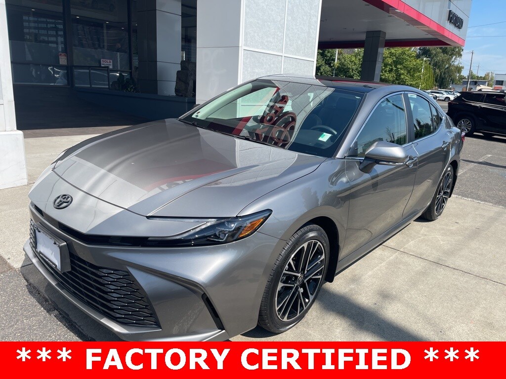 2025 Toyota Camry XLE photo 2