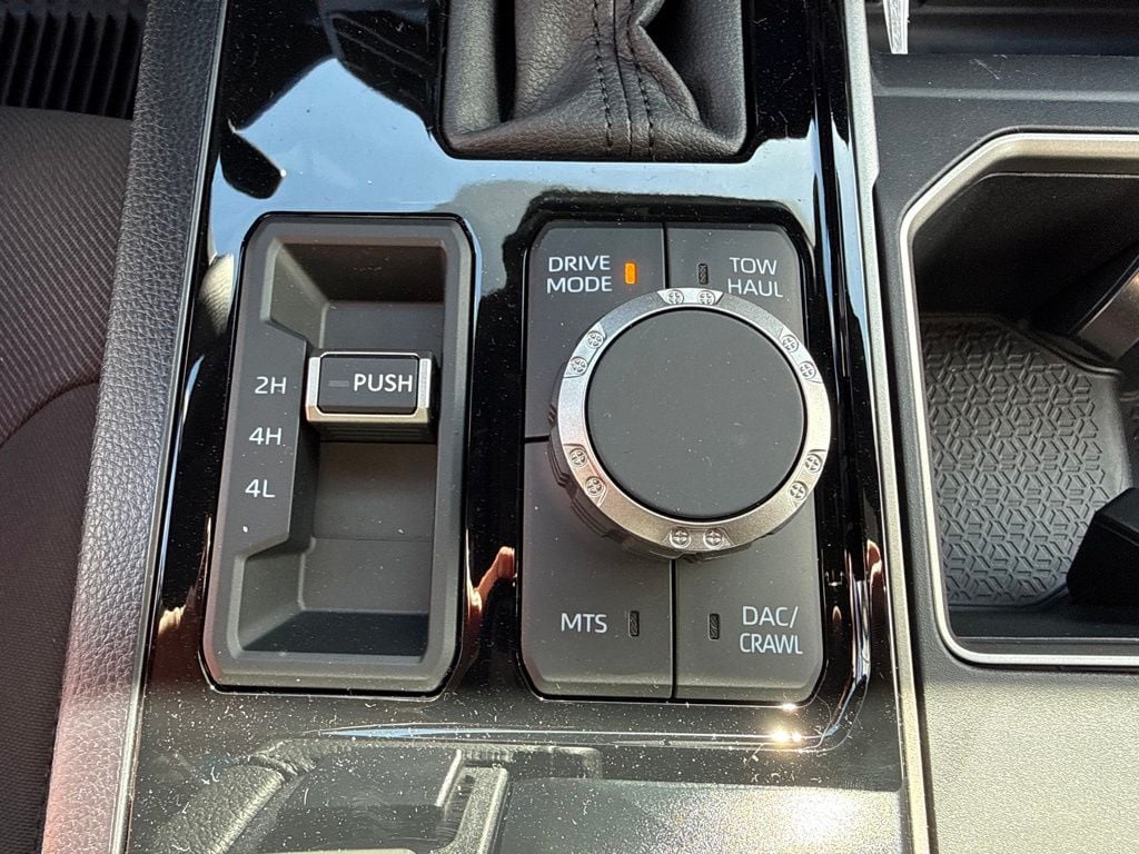 2026 Toyota Tundra SR5 - Photo 25
