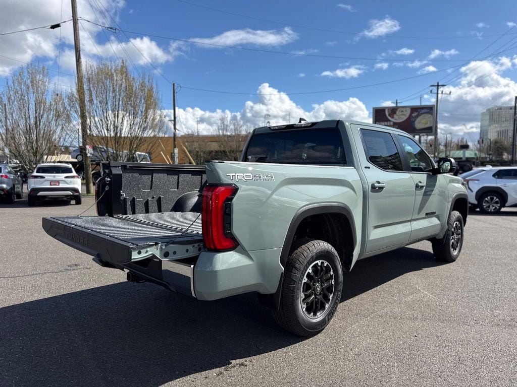 2026 Toyota Tundra SR5 - Photo 10