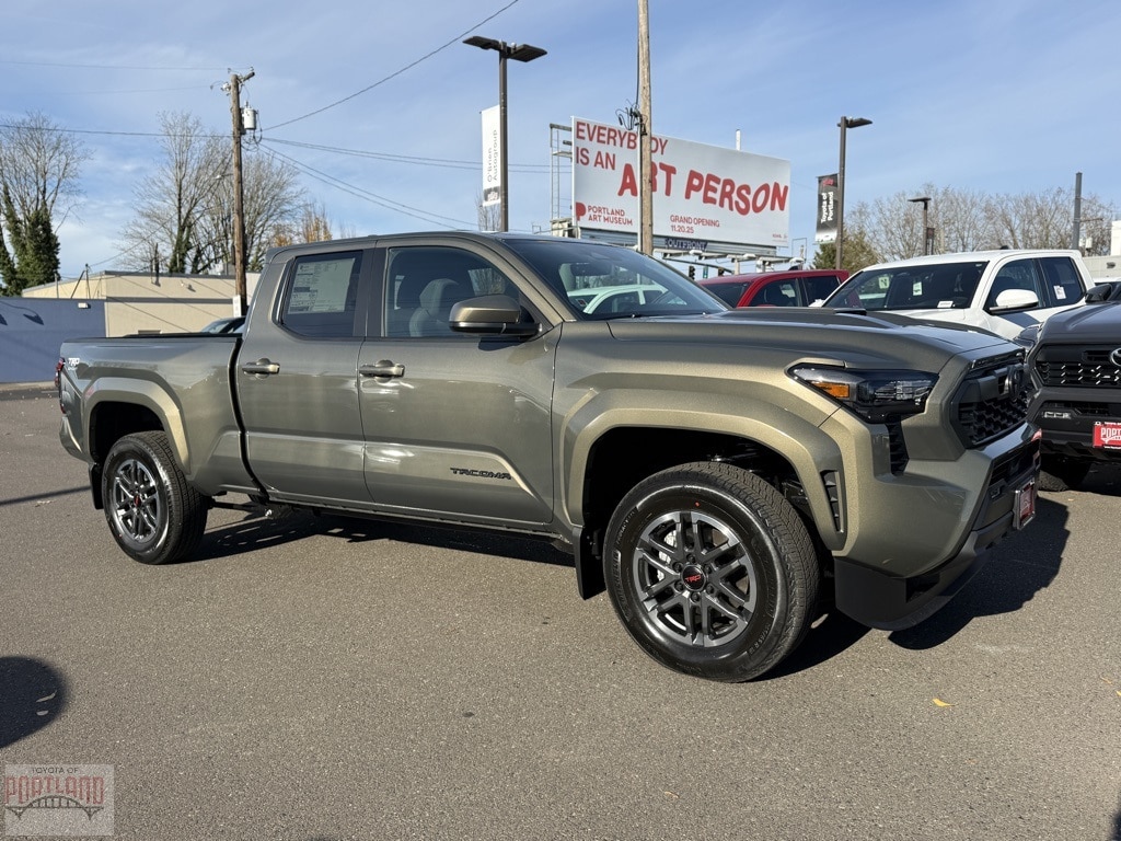 2025 Toyota Tacoma TRD Sport's photo