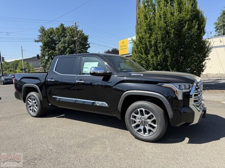 2025 Toyota Tundra i-FORCE MAX 1794 Edition 1794 CREWMAX 5.5