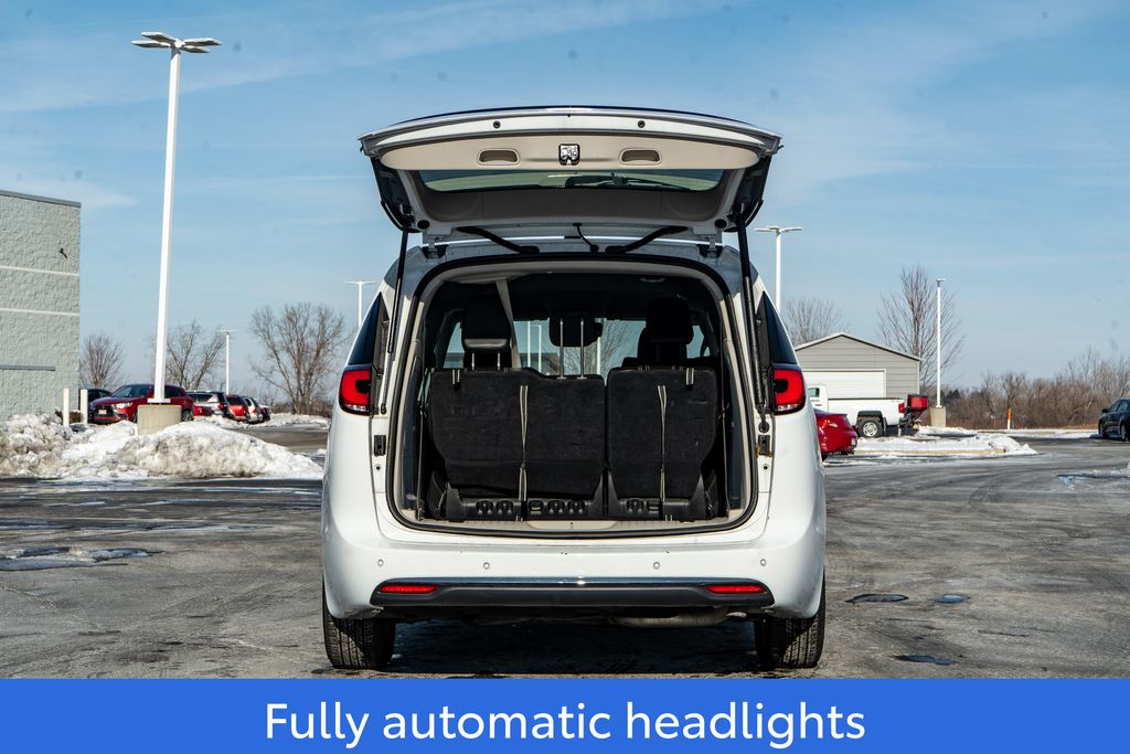 2024 CHRYSLER PACIFICA - Image 10