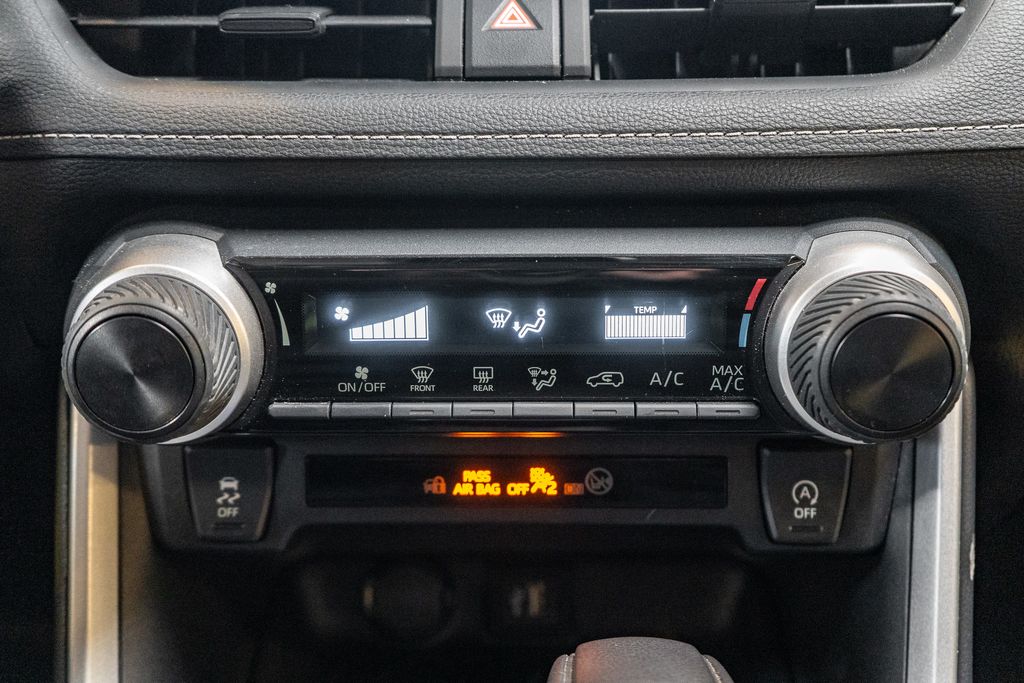 2024 TOYOTA RAV4 - Image 27