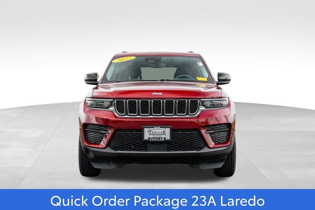 Used 2023 Jeep Grand Cherokee Laredo SUV