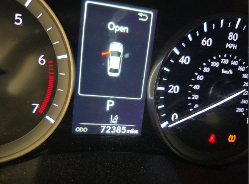 2017 LEXUS ES - Image 11