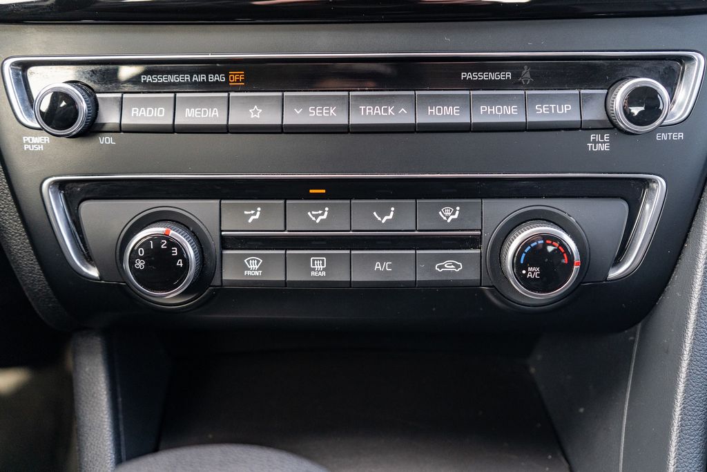 2020 KIA OPTIMA - Image 28