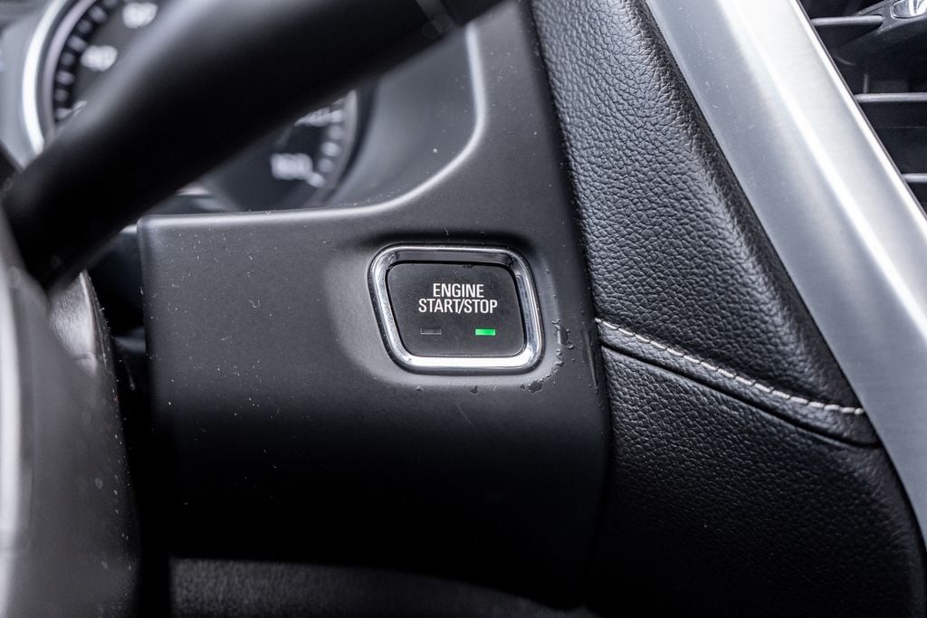 2023 GMC Acadia SLT - Photo 26