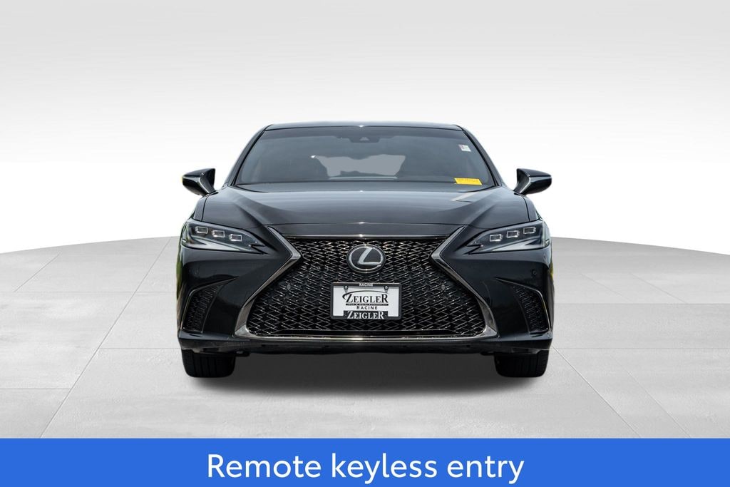 Used 2025 Lexus ES 350 Base Sedan