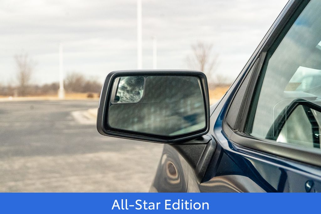 2023 CHEVROLET SILVERADO - Image 16