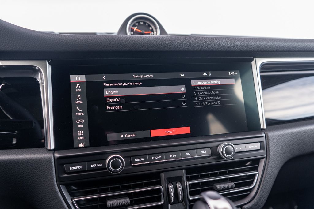 2021 PORSCHE MACAN - Image 29