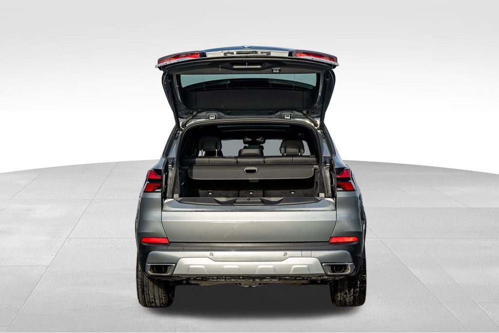 2026 BMW X5 - Image 11