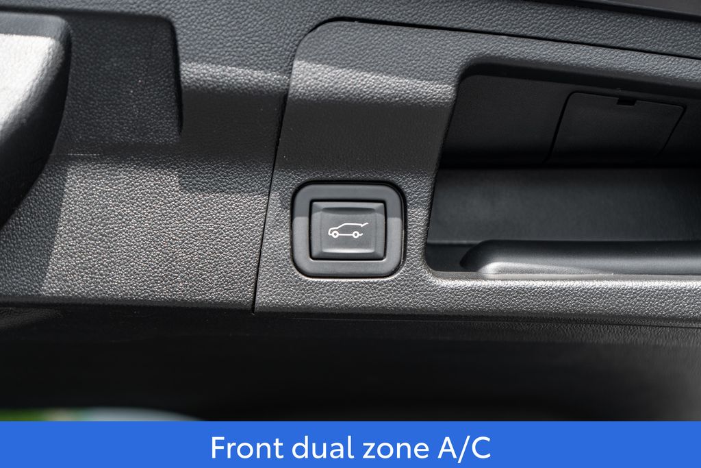 2023 GMC Acadia SLT - Photo 11