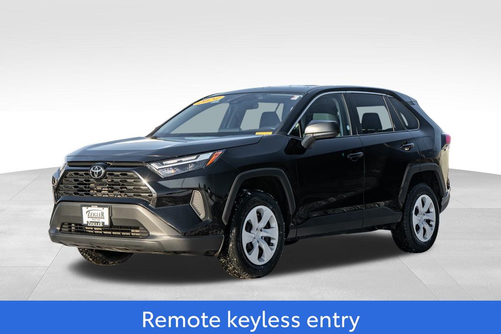 2024 TOYOTA RAV4 - Image 3