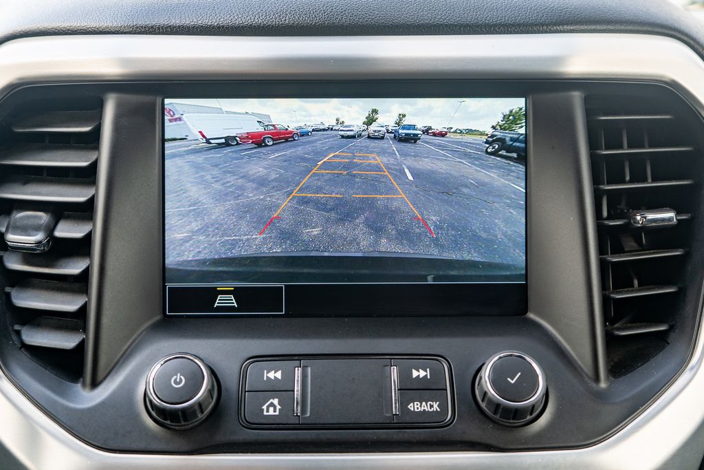 2023 GMC ACADIA - Image 31