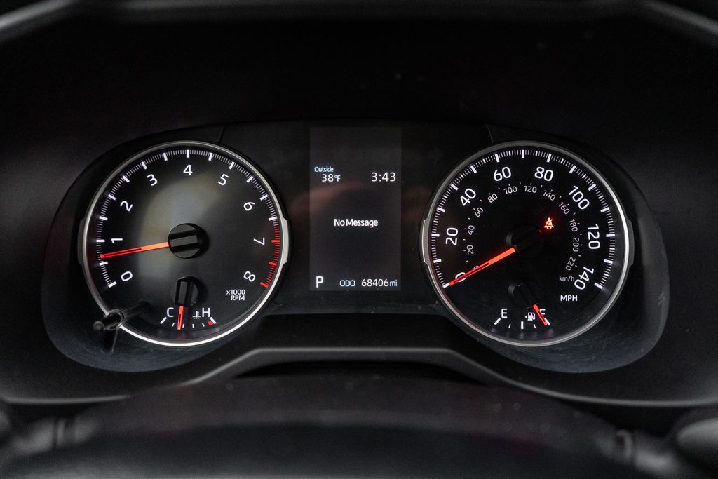 2021 TOYOTA RAV4 - Image 23