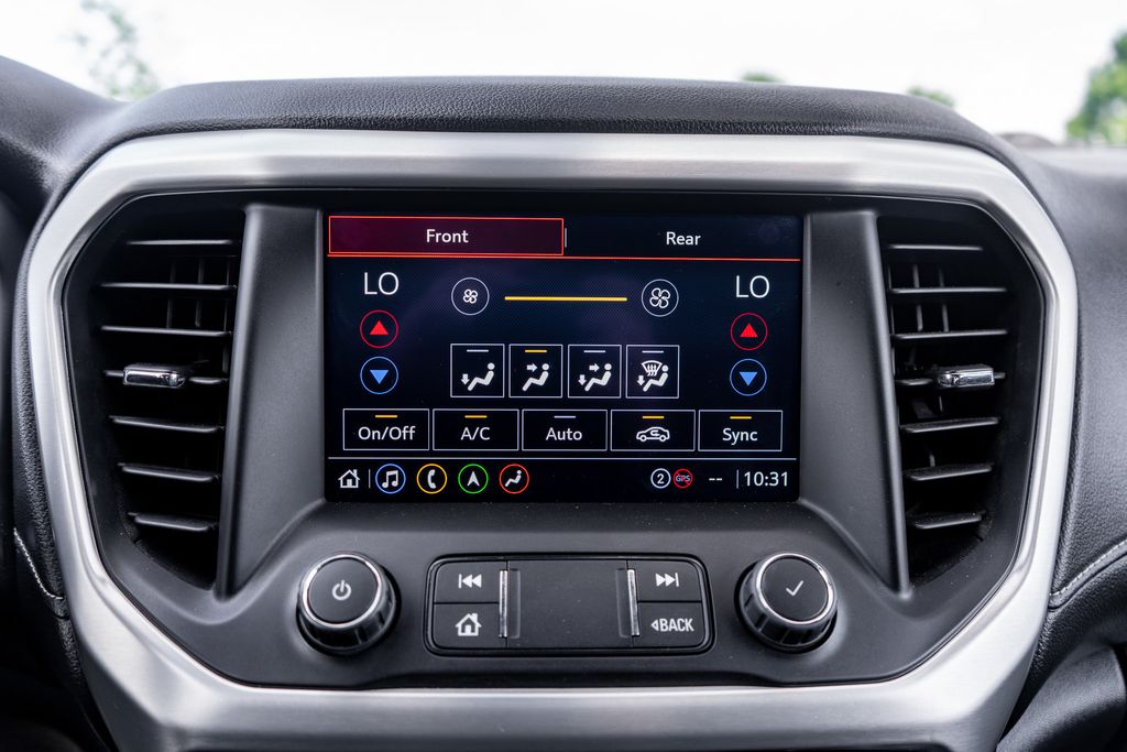 2023 GMC Acadia SLT - Photo 30