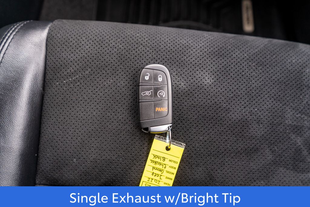 2022 JEEP GRAND CHEROKEE - Image 32