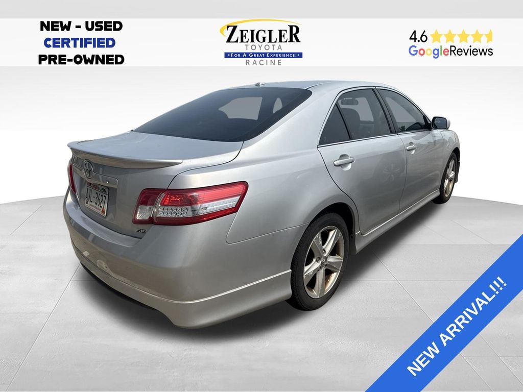Used 2011 Toyota Camry SE Sedan