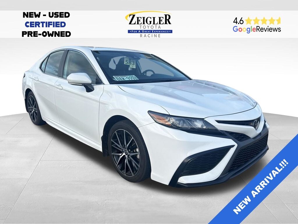 Used 2023 Toyota Camry SE Sedan