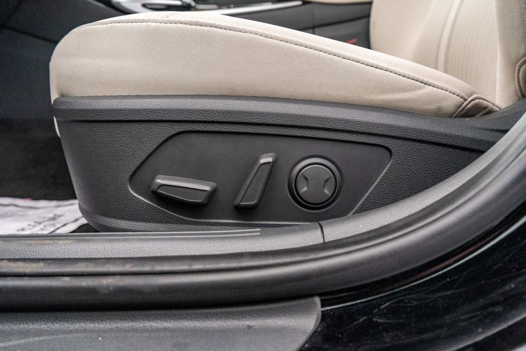 2023 HYUNDAI SONATA - Image 19