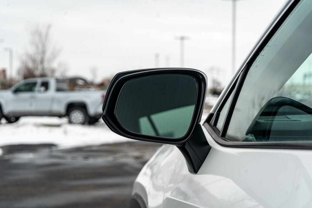 2024 TOYOTA RAV4 - Image 16