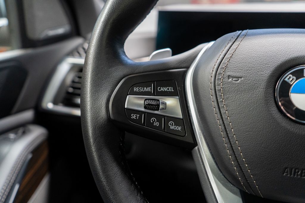 2026 BMW X5 - Image 27