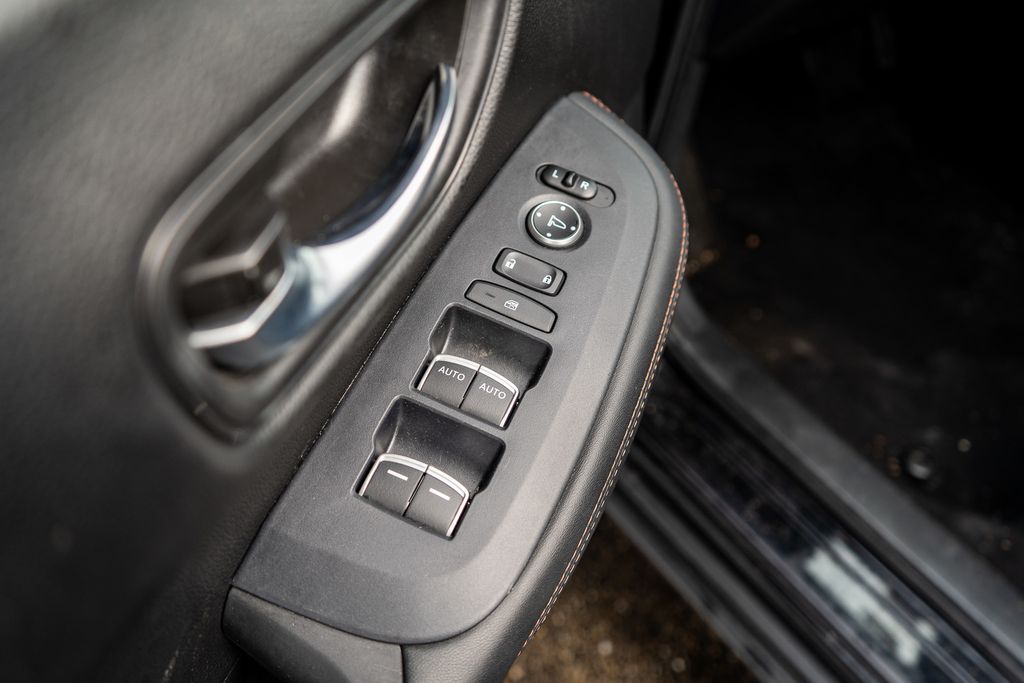 2023 HONDA HR-V - Image 16