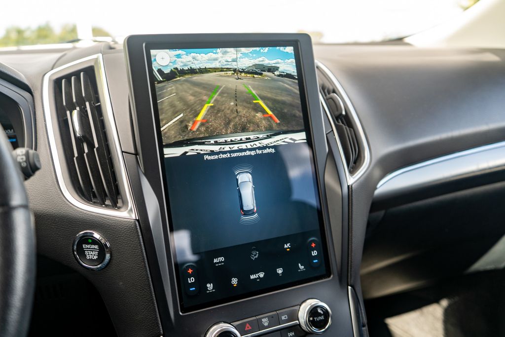 2024 Ford Edge Titanium - Photo 30