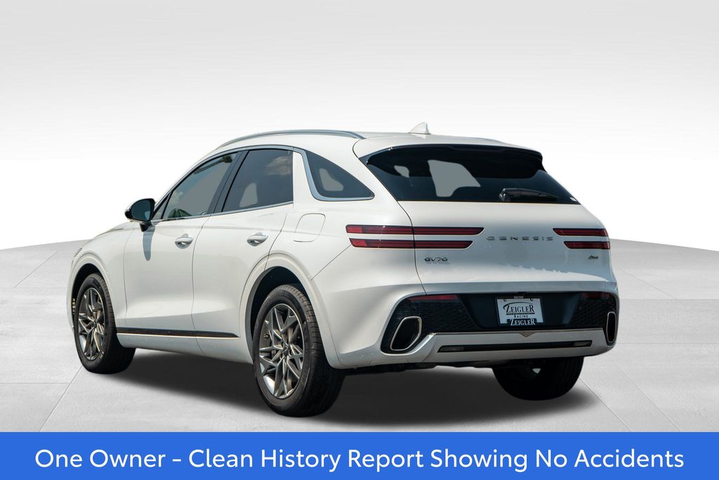 2025 GENESIS GV70 - Image 5
