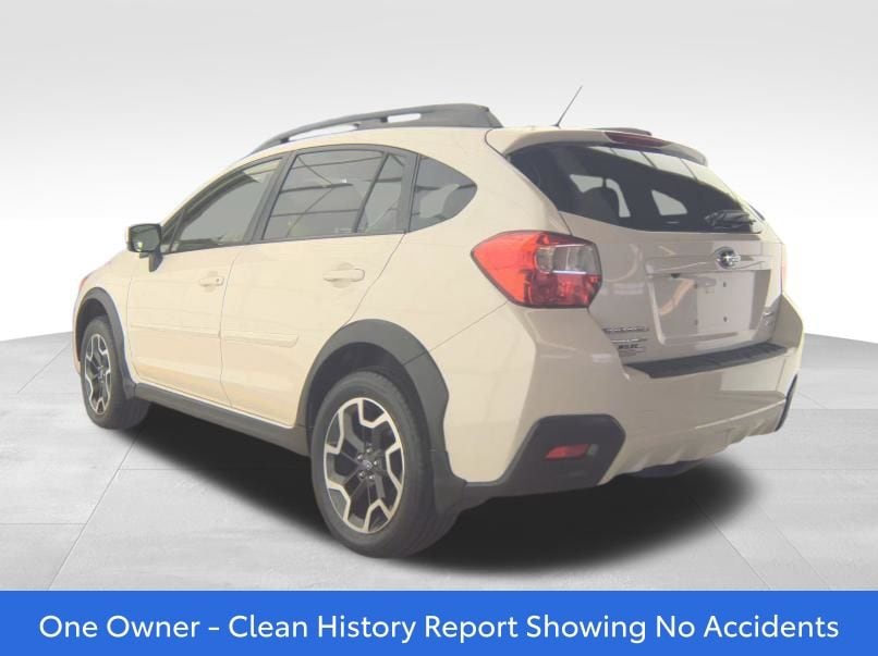 2017 SUBARU CROSSTREK - Image 2
