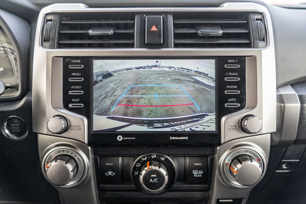 2024 TOYOTA 4RUNNER - Image 32