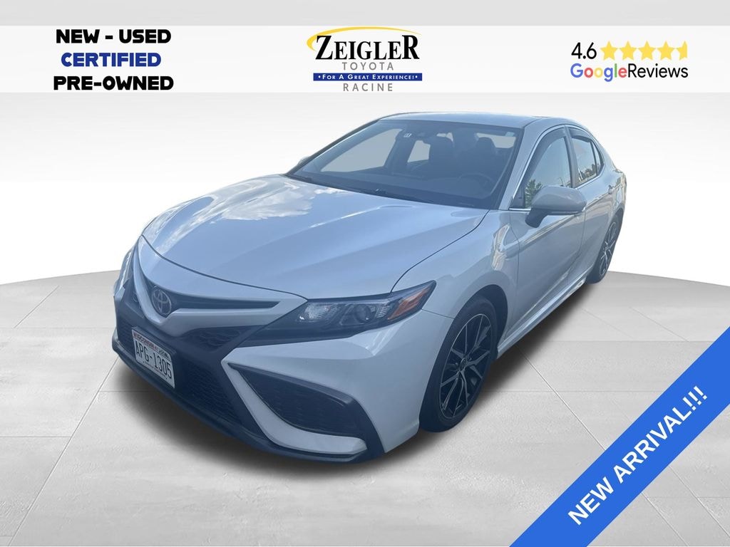 Used 2022 Toyota Camry SE Sedan