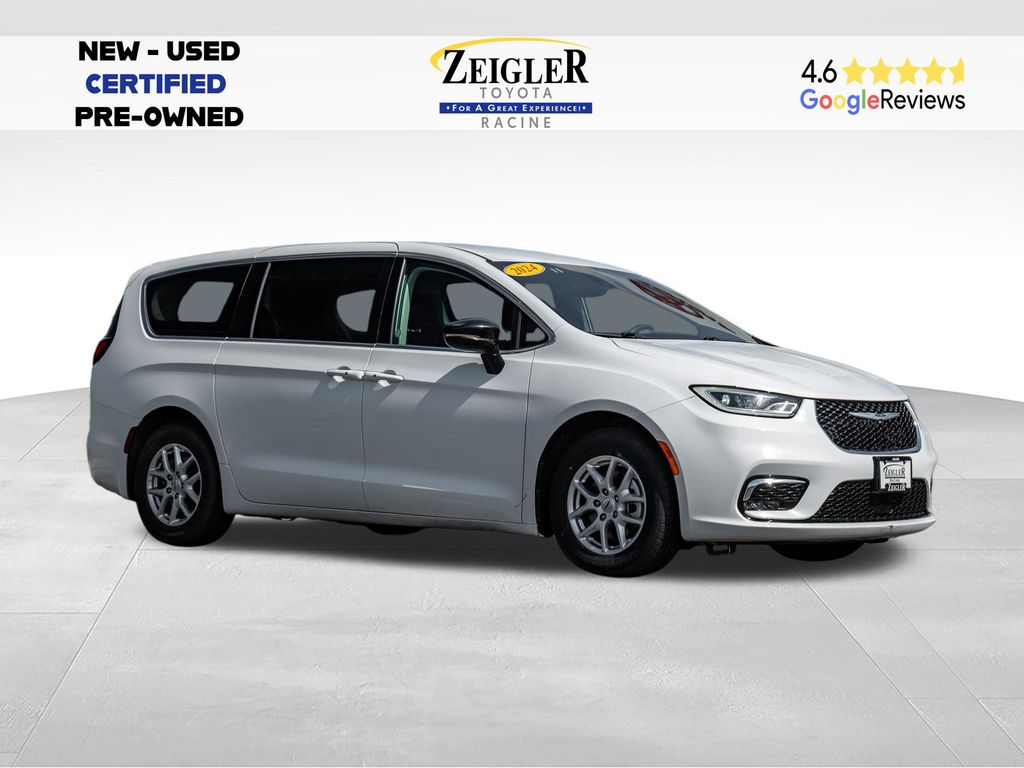 2024 Chrysler Pacifica