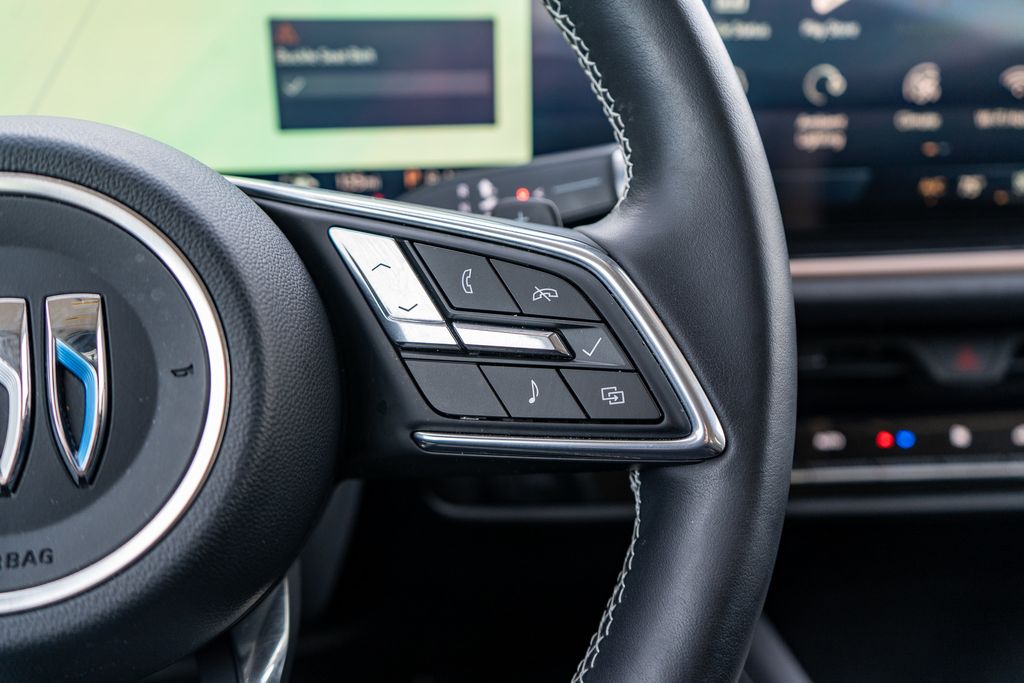 2025 BUICK ENVISION - Image 24