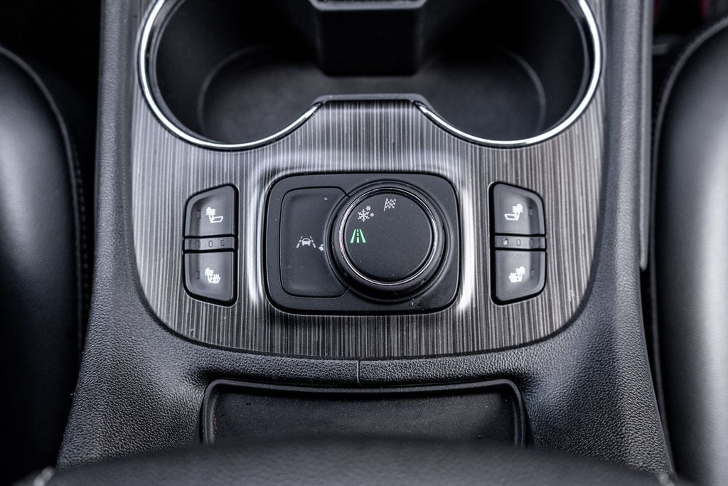 2023 GMC Acadia SLT - Photo 27