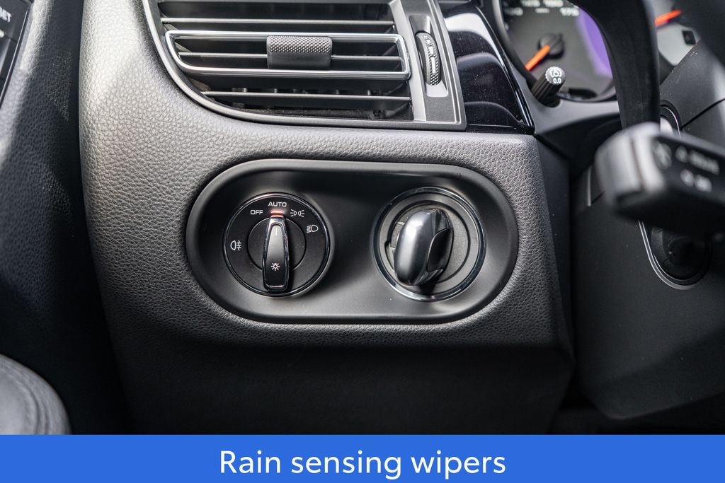 2021 PORSCHE MACAN - Image 21