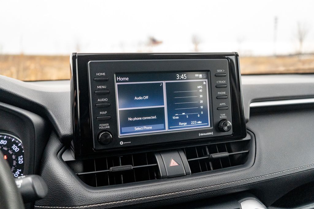 2021 TOYOTA RAV4 - Image 28