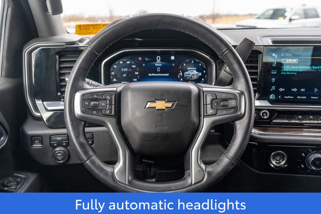 2023 CHEVROLET SILVERADO - Image 14