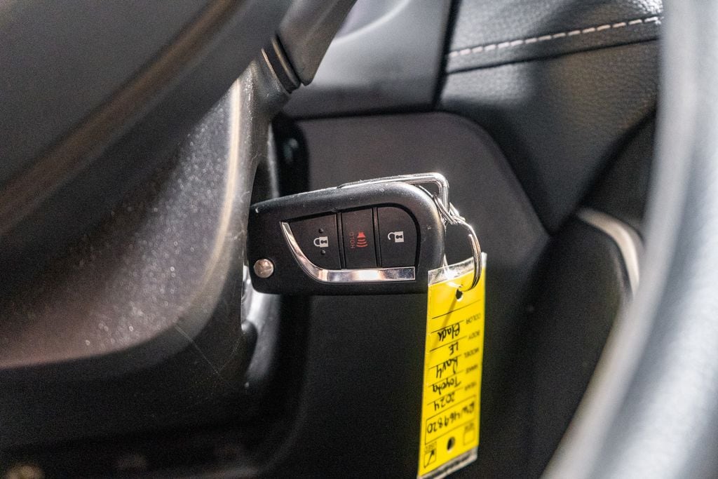 2024 TOYOTA RAV4 - Image 24