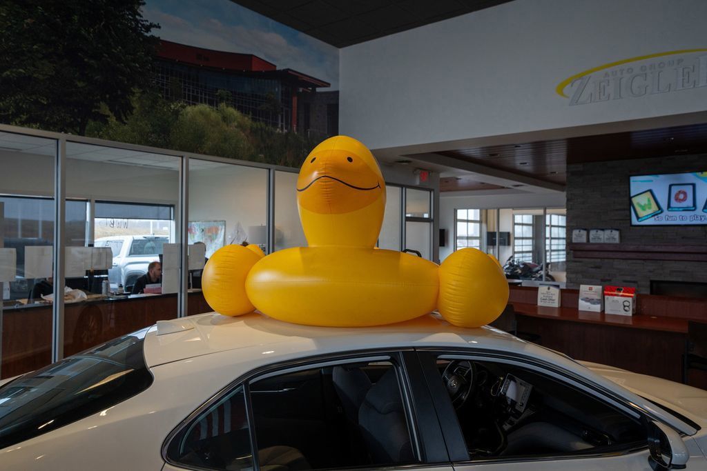 2023 JEEP GRAND CHEROKEE L - Image 32