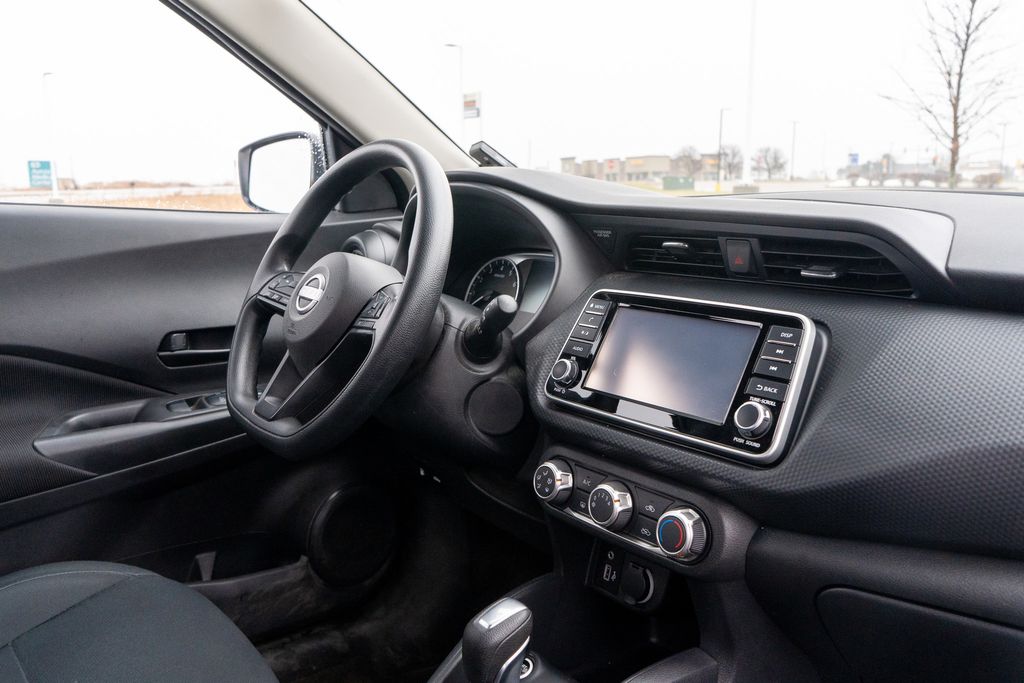 2023 NISSAN KICKS - Image 11