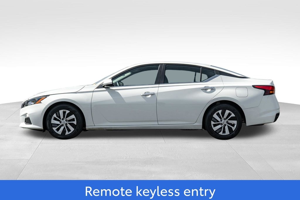 Used 2022 Nissan Altima 2.5 S Sedan