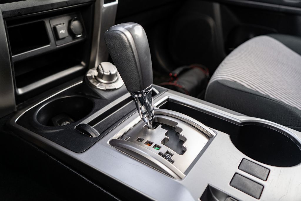 2024 TOYOTA 4RUNNER - Image 27