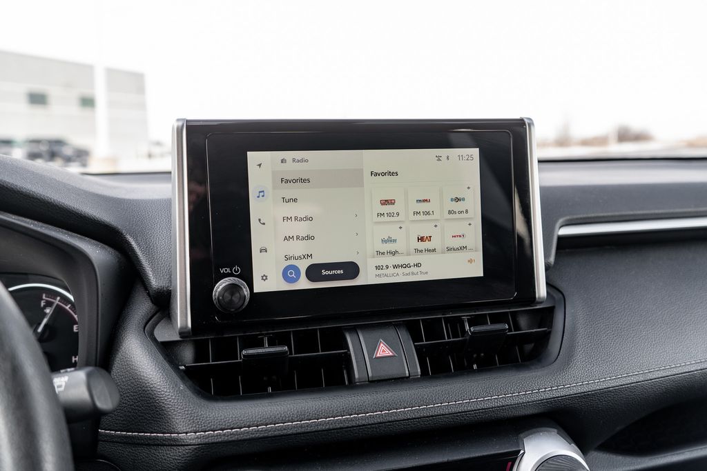 2024 TOYOTA RAV4 - Image 29