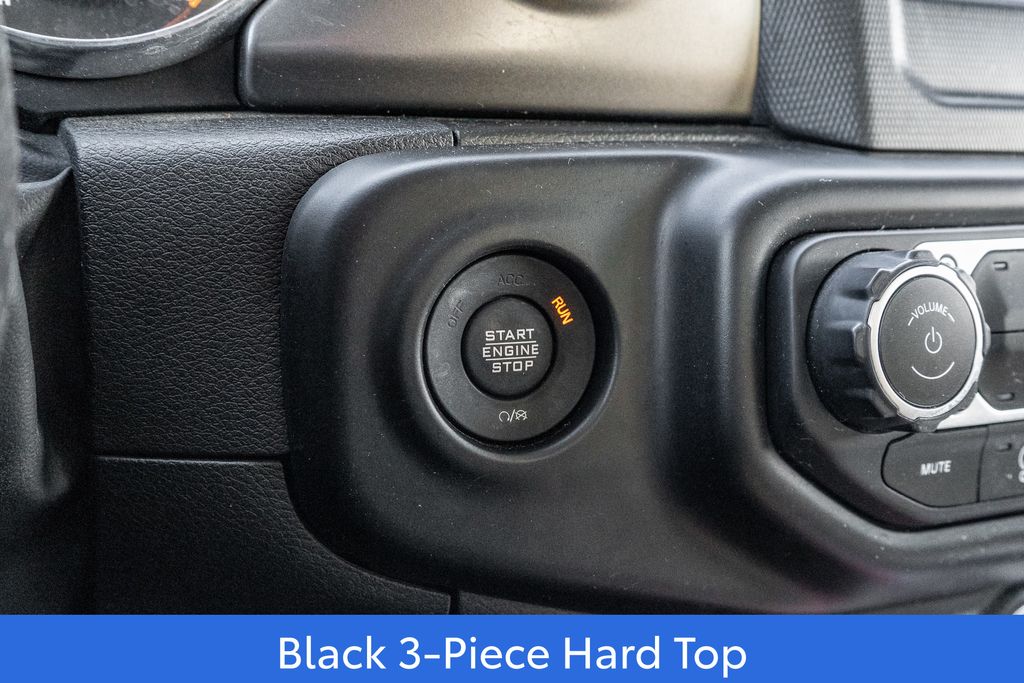 2021 JEEP WRANGLER - Image 22