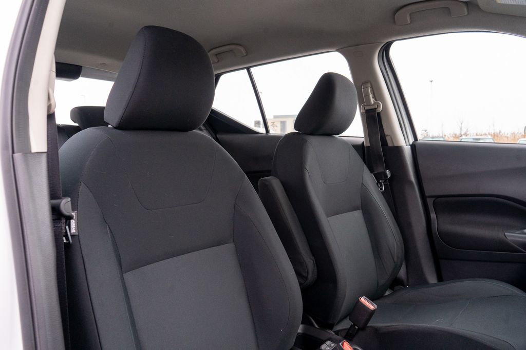 2023 NISSAN KICKS - Image 12